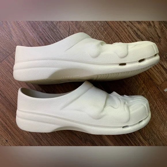 Warren Lotas Obligatory Foam Shoes - Picture 9 of 10